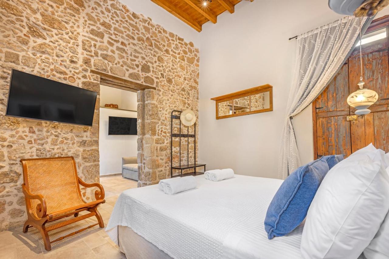 Sala Historical Luxury Suites Rhodes City Εξωτερικό φωτογραφία