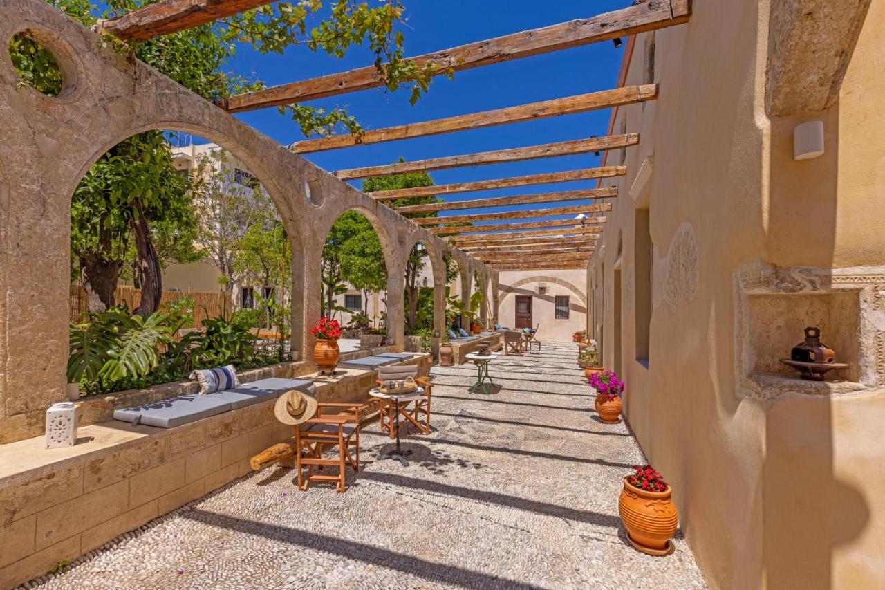 Sala Historical Luxury Suites Rhodes City Εξωτερικό φωτογραφία